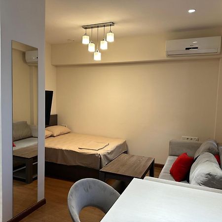 Wonderful Apartment In Republic Square, City Center Jereván Kültér fotó